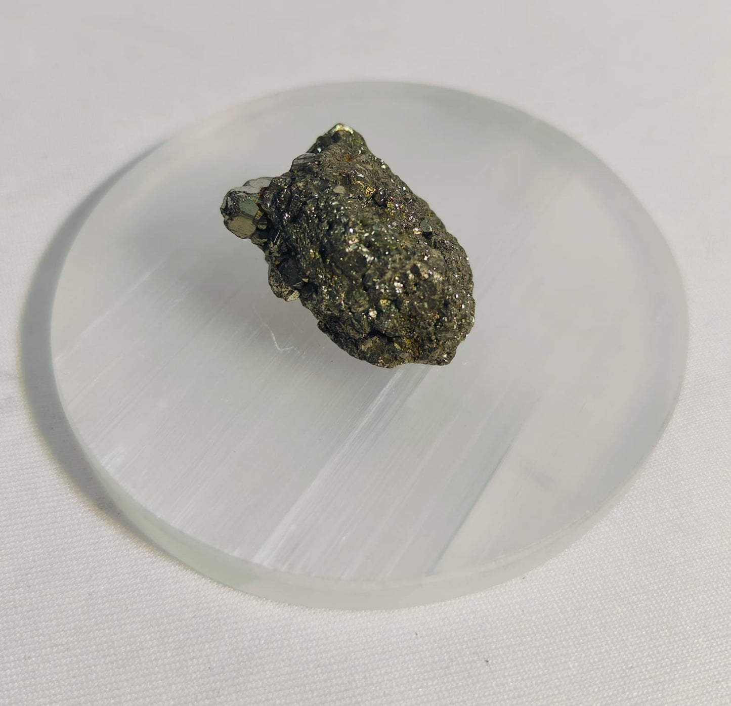 8 cms Selenite charging plate